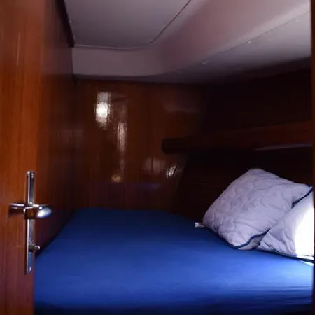 Bådhotel Pleiades Volos